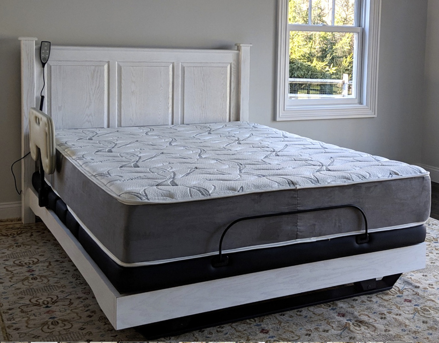 Assured Comfort Signature Series Hi-Low Adjustable Homecare Bed..